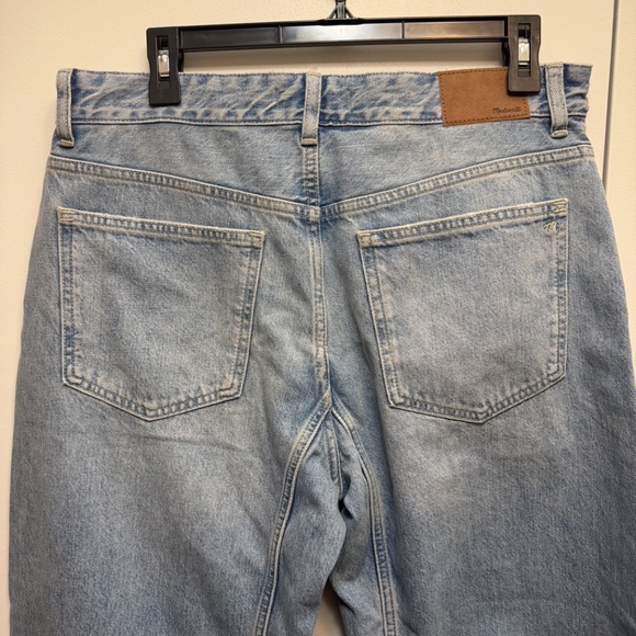 Madewell, The Darted Barrel-Leg Jean, MSRP $148, NWT CURRENT - Picture 10 of 15